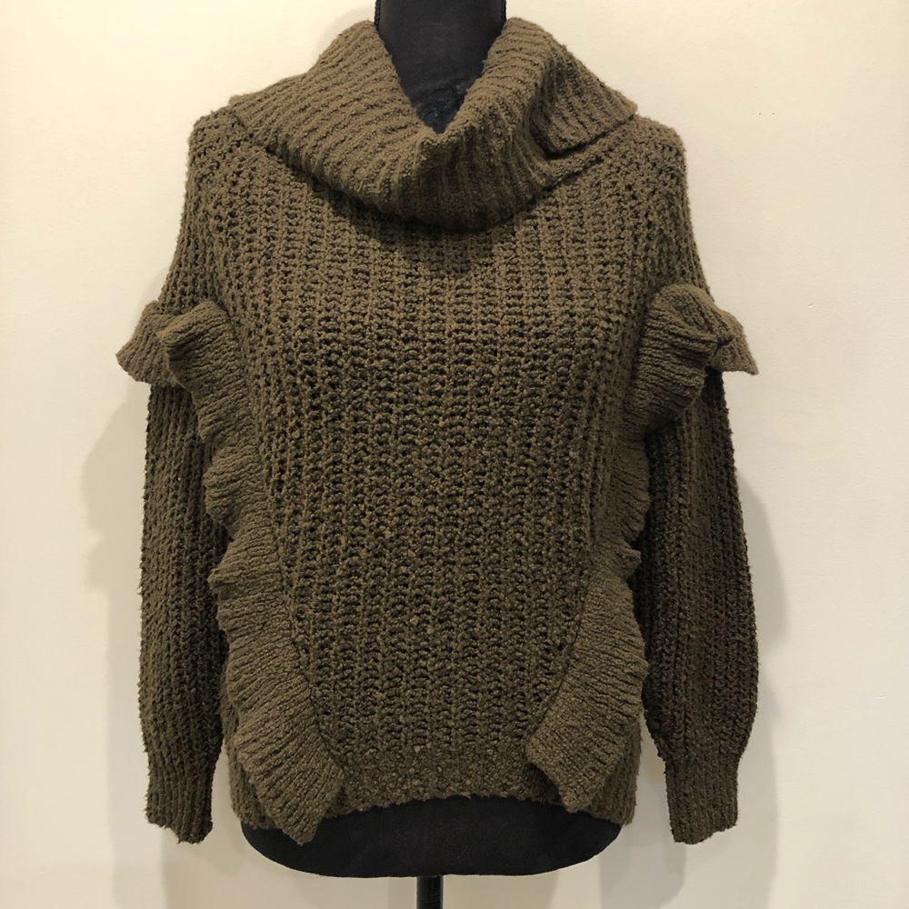 🆕 Express | Front Ruffled Sweater - Picture 3 of 7